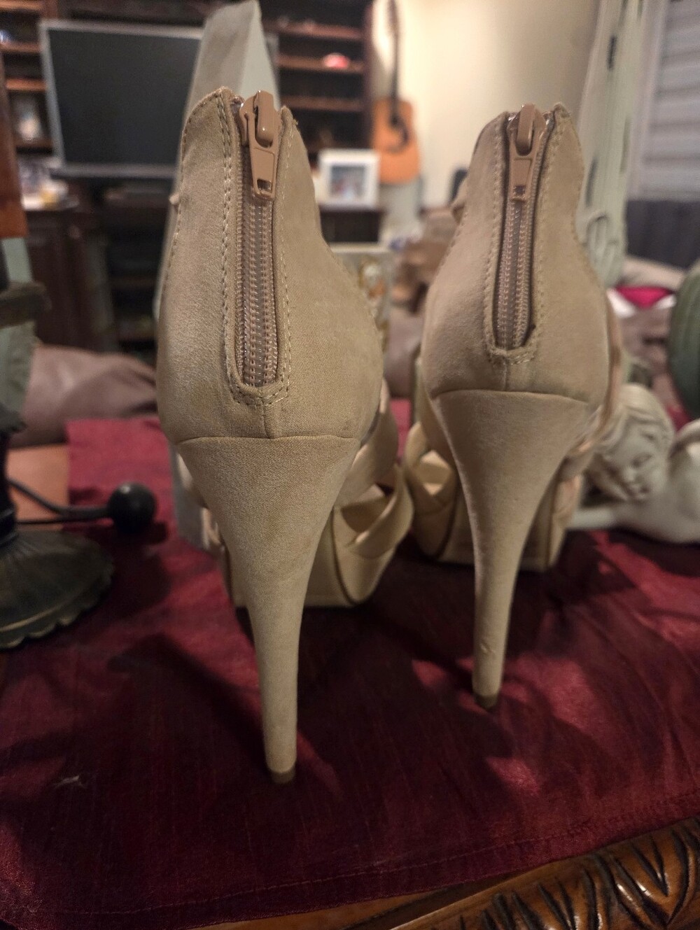 Dream Pairs Classy Stiletto's Sz 8